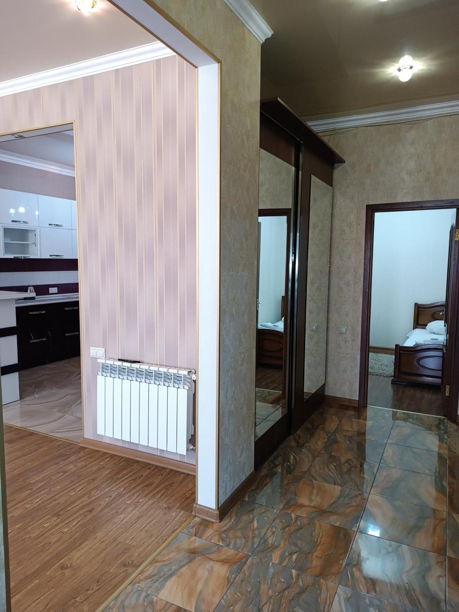 Rent Inn Yerevan On Arami Street Екстериор снимка